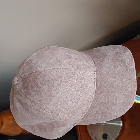 💚H & M Faux Suede Baseball Cap - Picture 2 of 8